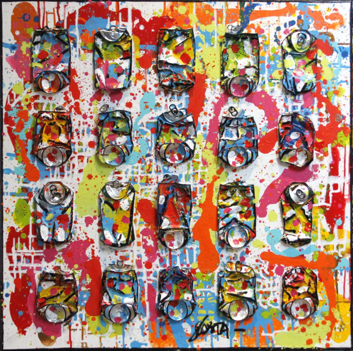 collage, canettes compressées, multicolore Tableau Contemporain, MOVE !. Sophie Costa, artiste peintre.